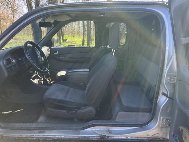 Зеленый Форд Рейнджер, объемом двигателя 2.5 л и пробегом 417 тыс. км за 2200 $, фото 4 на Automoto.ua