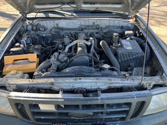 Зеленый Форд Рейнджер, объемом двигателя 2.5 л и пробегом 417 тыс. км за 2200 $, фото 7 на Automoto.ua