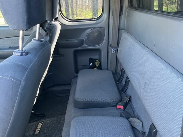 Зеленый Форд Рейнджер, объемом двигателя 2.5 л и пробегом 417 тыс. км за 2200 $, фото 5 на Automoto.ua