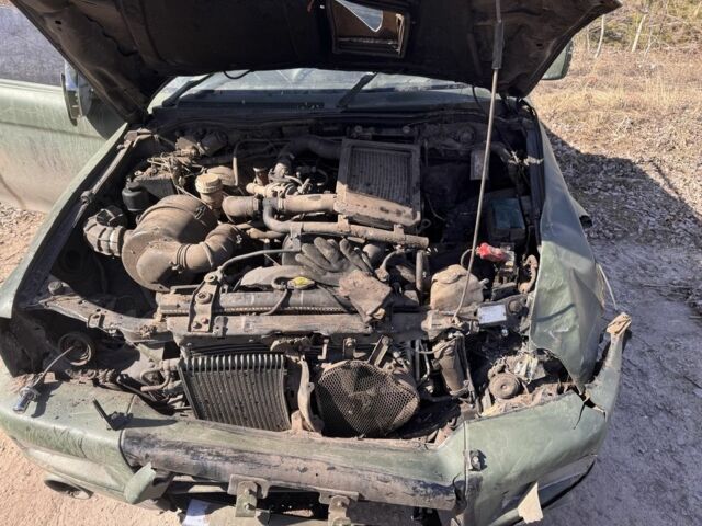 Зеленый Форд Рейнджер, объемом двигателя 2.5 л и пробегом 158 тыс. км за 1900 $, фото 4 на Automoto.ua