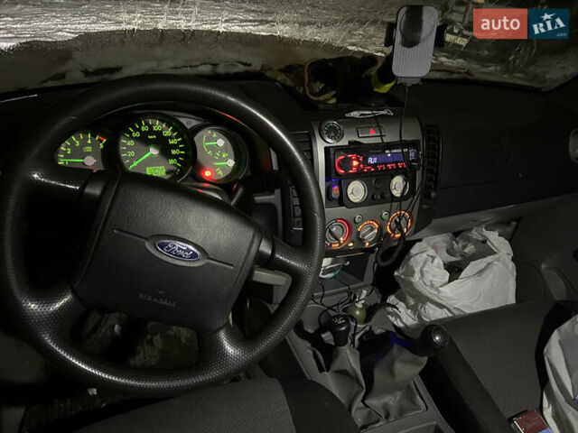 Зелений Форд Рейнджер, об'ємом двигуна 2.5 л та пробігом 330 тис. км за 6200 $, фото 4 на Automoto.ua