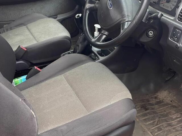 Зеленый Форд Рейнджер, объемом двигателя 0 л и пробегом 120 тыс. км за 3670 $, фото 4 на Automoto.ua