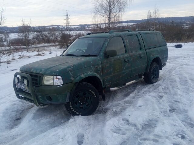 Зеленый Форд Рейнджер, объемом двигателя 2.5 л и пробегом 220 тыс. км за 4061 $, фото 6 на Automoto.ua