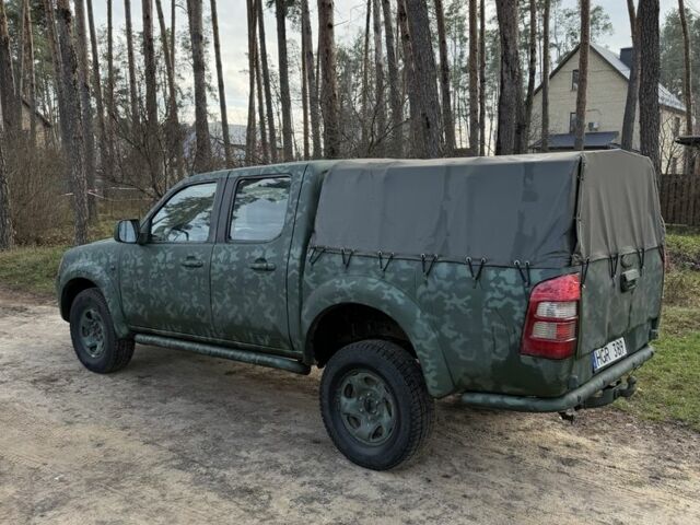 Зеленый Форд Рейнджер, объемом двигателя 2.5 л и пробегом 400 тыс. км за 5500 $, фото 2 на Automoto.ua