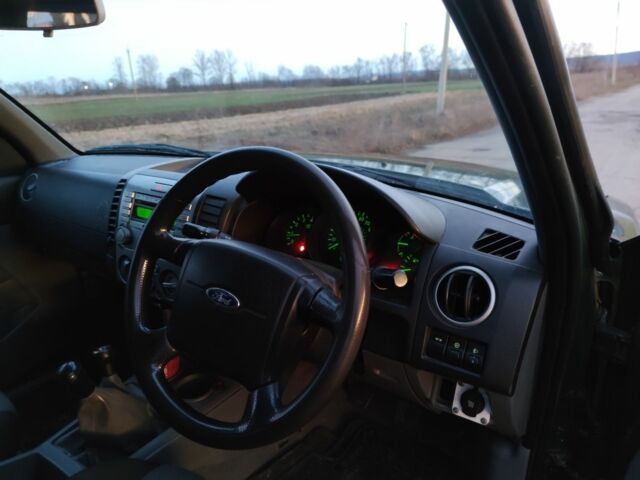 Зелений Форд Рейнджер, об'ємом двигуна 2.5 л та пробігом 180 тис. км за 5100 $, фото 13 на Automoto.ua