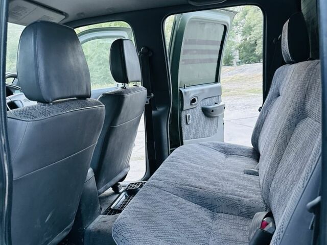 Зеленый Форд Рейнджер, объемом двигателя 2.5 л и пробегом 270 тыс. км за 3650 $, фото 14 на Automoto.ua