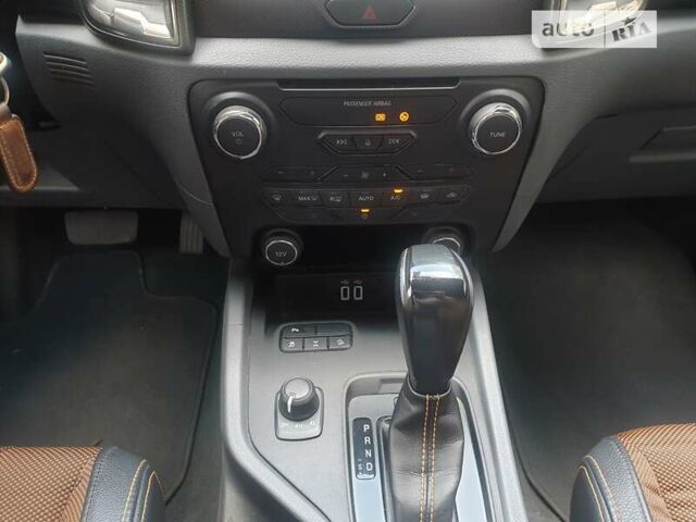 Оранжевый Форд Рейнджер, объемом двигателя 3.2 л и пробегом 132 тыс. км за 25900 $, фото 16 на Automoto.ua