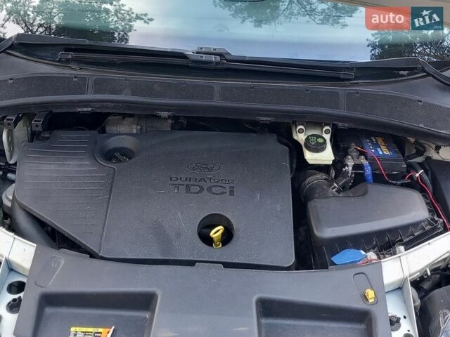Білий Форд С-Макс, об'ємом двигуна 1.8 л та пробігом 276 тис. км за 4700 $, фото 17 на Automoto.ua