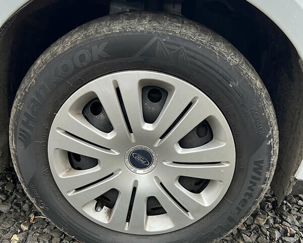 Белый Форд С-Макс, объемом двигателя 2 л и пробегом 180 тыс. км за 6450 $, фото 20 на Automoto.ua