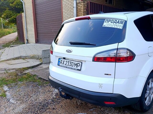 Білий Форд С-Макс, об'ємом двигуна 2 л та пробігом 300 тис. км за 9300 $, фото 2 на Automoto.ua