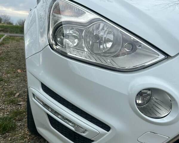 Белый Форд С-Макс, объемом двигателя 2 л и пробегом 273 тыс. км за 9650 $, фото 35 на Automoto.ua