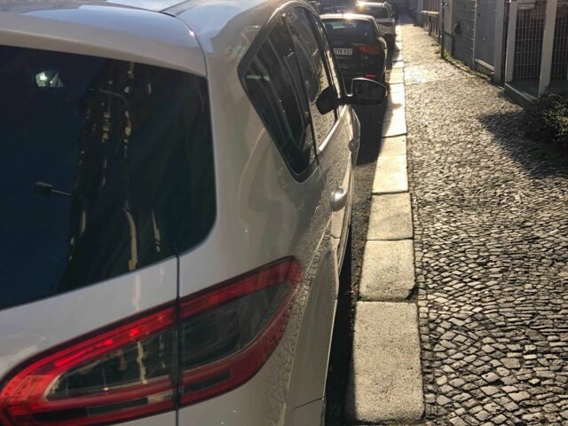 Белый Форд С-Макс, объемом двигателя 2 л и пробегом 275 тыс. км за 11109 $, фото 8 на Automoto.ua