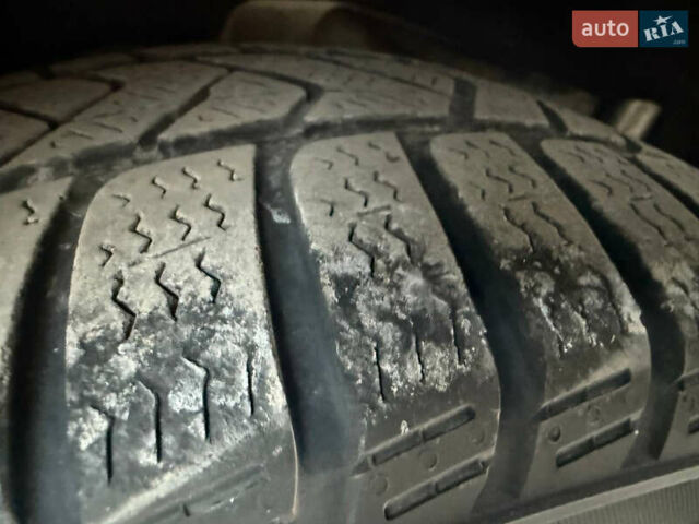 Белый Форд С-Макс, объемом двигателя 2 л и пробегом 176 тыс. км за 10392 $, фото 90 на Automoto.ua