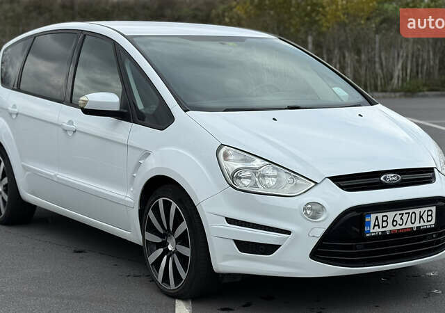 Белый Форд С-Макс, объемом двигателя 2 л и пробегом 200 тыс. км за 10500 $, фото 12 на Automoto.ua