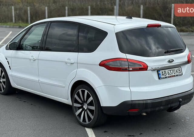 Белый Форд С-Макс, объемом двигателя 2 л и пробегом 200 тыс. км за 10500 $, фото 5 на Automoto.ua