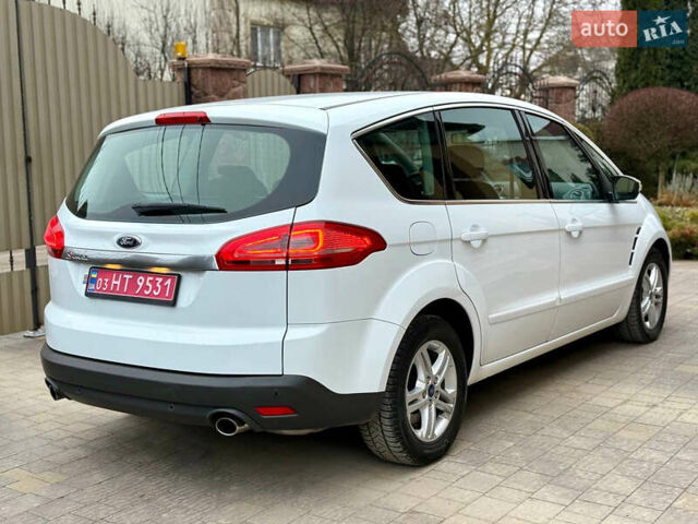 Белый Форд С-Макс, объемом двигателя 2 л и пробегом 176 тыс. км за 10392 $, фото 12 на Automoto.ua