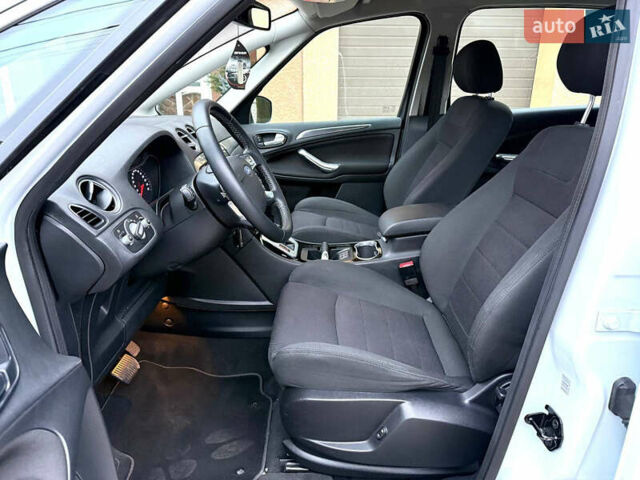 Белый Форд С-Макс, объемом двигателя 2 л и пробегом 176 тыс. км за 10392 $, фото 31 на Automoto.ua