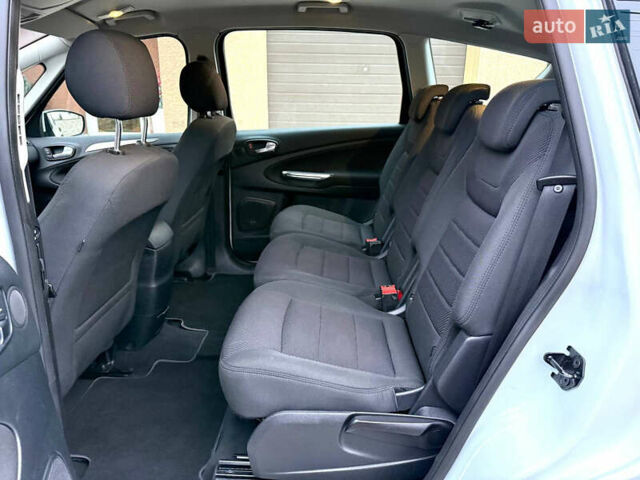 Белый Форд С-Макс, объемом двигателя 2 л и пробегом 176 тыс. км за 10392 $, фото 57 на Automoto.ua