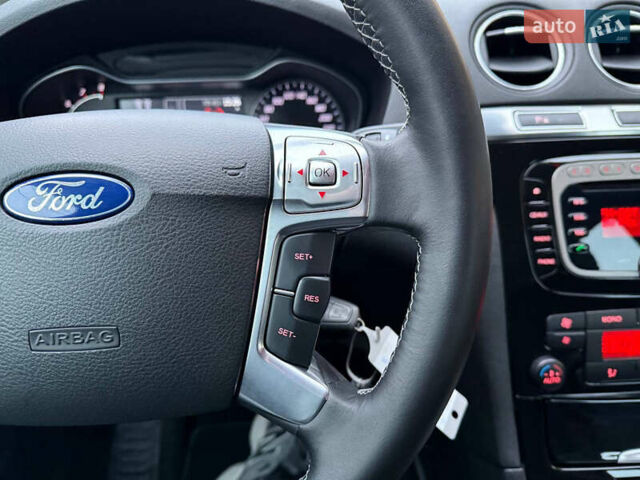 Белый Форд С-Макс, объемом двигателя 2 л и пробегом 176 тыс. км за 10392 $, фото 40 на Automoto.ua