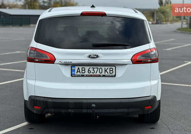 Белый Форд С-Макс, объемом двигателя 2 л и пробегом 200 тыс. км за 10500 $, фото 6 на Automoto.ua