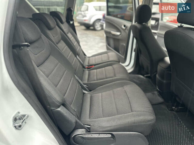 Білий Форд С-Макс, об'ємом двигуна 2 л та пробігом 198 тис. км за 10200 $, фото 43 на Automoto.ua