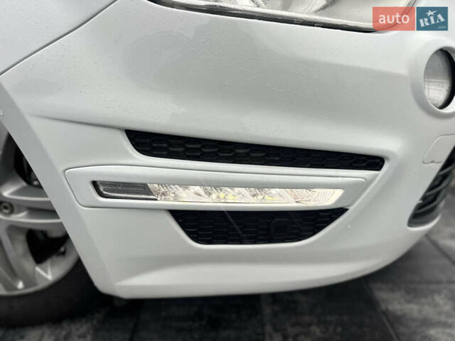 Білий Форд С-Макс, об'ємом двигуна 2 л та пробігом 198 тис. км за 10200 $, фото 28 на Automoto.ua