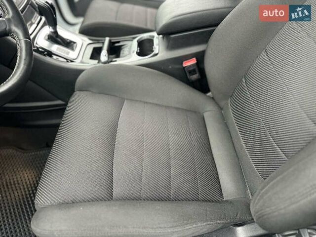 Білий Форд С-Макс, об'ємом двигуна 2 л та пробігом 198 тис. км за 10200 $, фото 29 на Automoto.ua