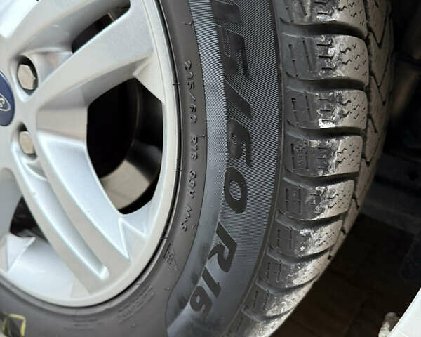 Белый Форд С-Макс, объемом двигателя 2 л и пробегом 176 тыс. км за 10346 $, фото 91 на Automoto.ua