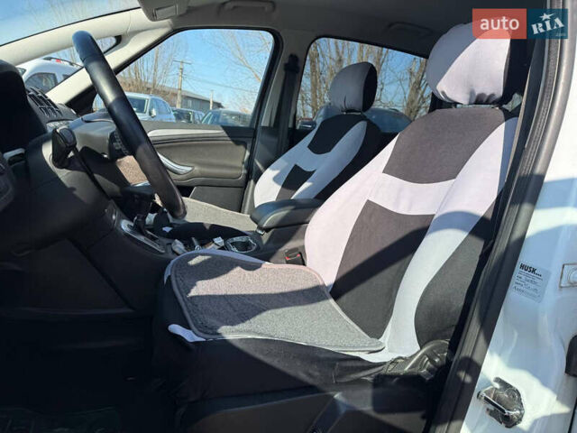 Білий Форд С-Макс, об'ємом двигуна 2 л та пробігом 317 тис. км за 10499 $, фото 14 на Automoto.ua