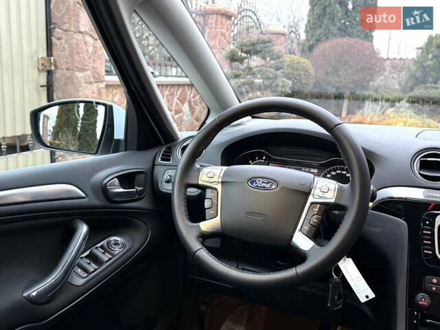 Белый Форд С-Макс, объемом двигателя 2 л и пробегом 176 тыс. км за 10346 $, фото 77 на Automoto.ua