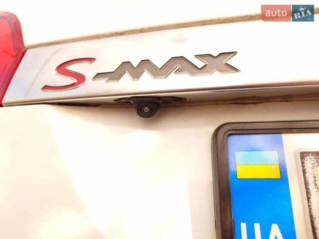 Белый Форд С-Макс, объемом двигателя 2 л и пробегом 232 тыс. км за 9900 $, фото 17 на Automoto.ua