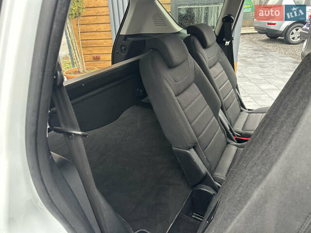 Білий Форд С-Макс, об'ємом двигуна 2 л та пробігом 198 тис. км за 10200 $, фото 45 на Automoto.ua