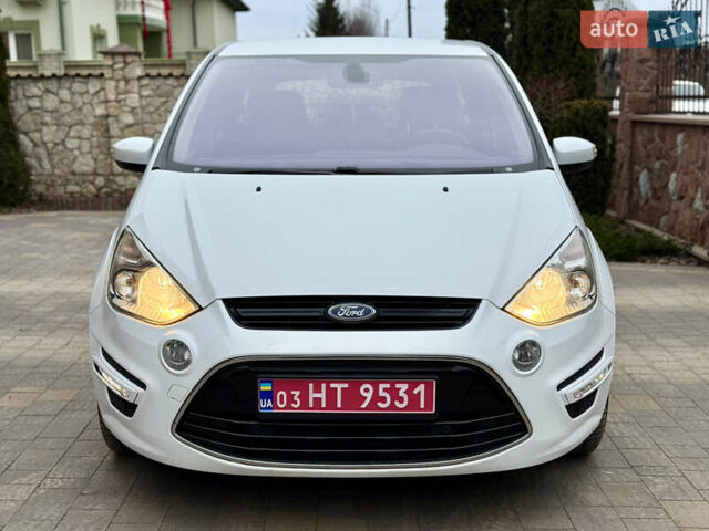 Белый Форд С-Макс, объемом двигателя 2 л и пробегом 176 тыс. км за 10346 $, фото 2 на Automoto.ua