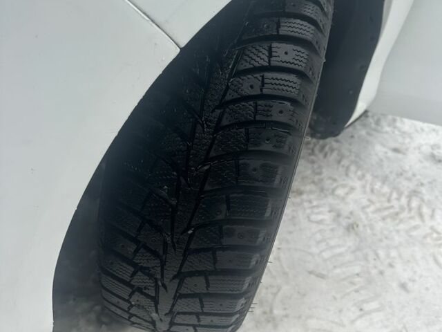 Белый Форд С-Макс, объемом двигателя 1.6 л и пробегом 183 тыс. км за 7850 $, фото 7 на Automoto.ua