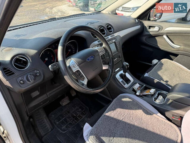 Білий Форд С-Макс, об'ємом двигуна 2 л та пробігом 317 тис. км за 10499 $, фото 15 на Automoto.ua