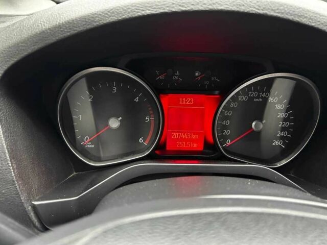 Белый Форд С-Макс, объемом двигателя 2 л и пробегом 204 тыс. км за 9300 $, фото 14 на Automoto.ua