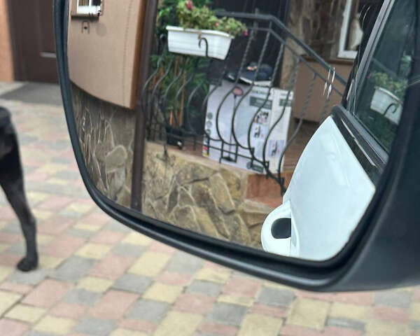 Белый Форд С-Макс, объемом двигателя 2 л и пробегом 264 тыс. км за 12000 $, фото 6 на Automoto.ua