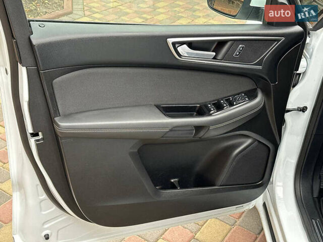 Белый Форд С-Макс, объемом двигателя 2 л и пробегом 264 тыс. км за 12000 $, фото 17 на Automoto.ua