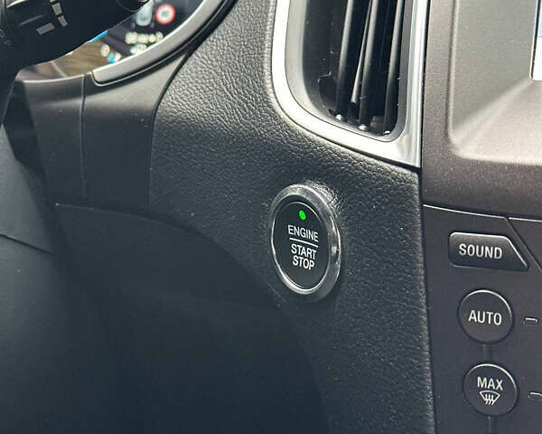 Белый Форд С-Макс, объемом двигателя 2 л и пробегом 264 тыс. км за 12000 $, фото 2 на Automoto.ua