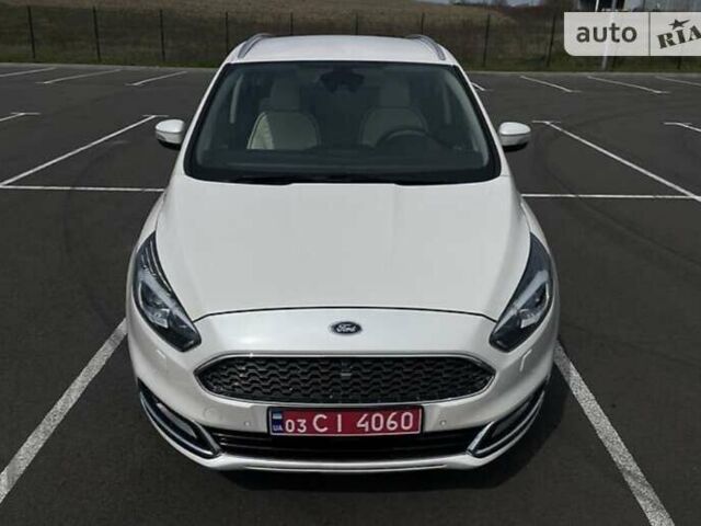 Белый Форд С-Макс, объемом двигателя 2 л и пробегом 229 тыс. км за 17654 $, фото 12 на Automoto.ua