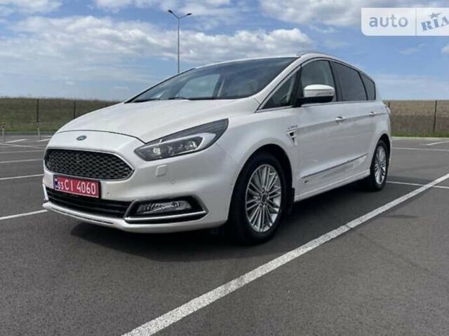 Белый Форд С-Макс, объемом двигателя 2 л и пробегом 229 тыс. км за 17654 $, фото 13 на Automoto.ua