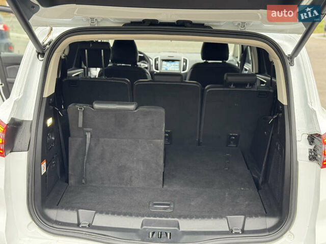 Форд С-Макс 2018 в Ровно на Automoto.ua Белый Форд С-Макс, объемом двигателя 2 л и пробегом 235 тыс. км за 19800 $, фото 20 на Automoto.ua