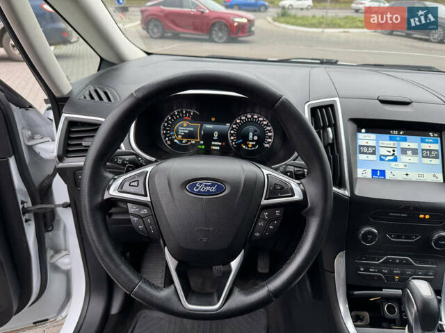 Форд С-Макс 2018 в Ровно на Automoto.ua Белый Форд С-Макс, объемом двигателя 2 л и пробегом 235 тыс. км за 19800 $, фото 4 на Automoto.ua