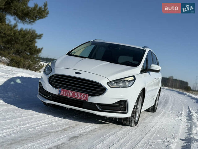 Белый Форд С-Макс, объемом двигателя 2 л и пробегом 147 тыс. км за 18888 $, фото 6 на Automoto.ua