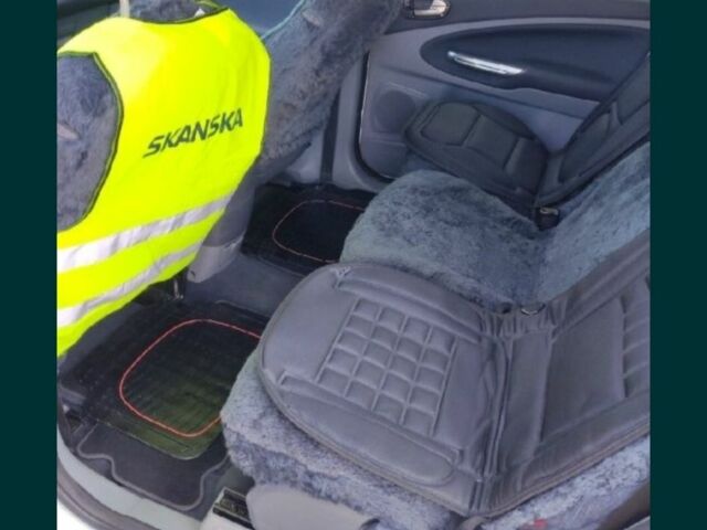 Белый Форд С-Макс, объемом двигателя 2 л и пробегом 268 тыс. км за 6500 $, фото 14 на Automoto.ua