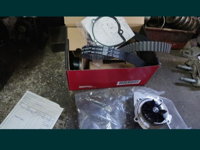 Белый Форд С-Макс, объемом двигателя 2 л и пробегом 268 тыс. км за 6500 $, фото 6 на Automoto.ua