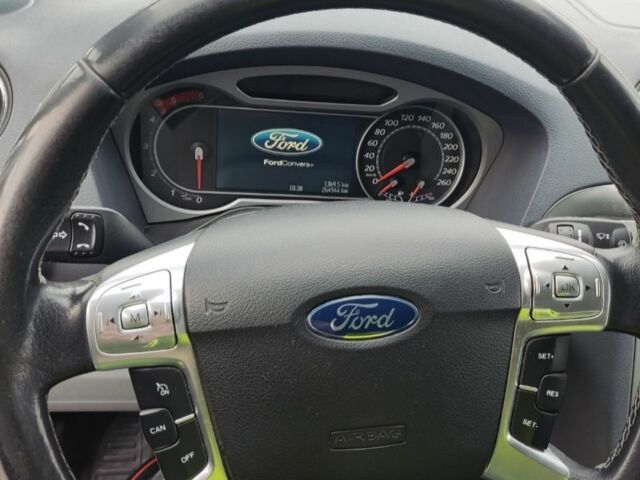 Белый Форд С-Макс, объемом двигателя 2 л и пробегом 268 тыс. км за 6500 $, фото 4 на Automoto.ua