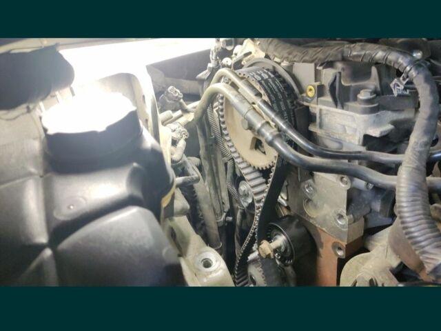 Белый Форд С-Макс, объемом двигателя 2 л и пробегом 268 тыс. км за 6500 $, фото 5 на Automoto.ua