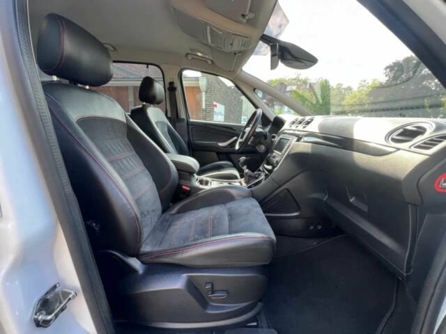 Белый Форд С-Макс, объемом двигателя 2 л и пробегом 76 тыс. км за 5100 $, фото 10 на Automoto.ua