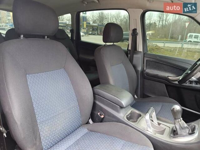 Бежевый Форд С-Макс, объемом двигателя 2 л и пробегом 154 тыс. км за 5600 $, фото 24 на Automoto.ua